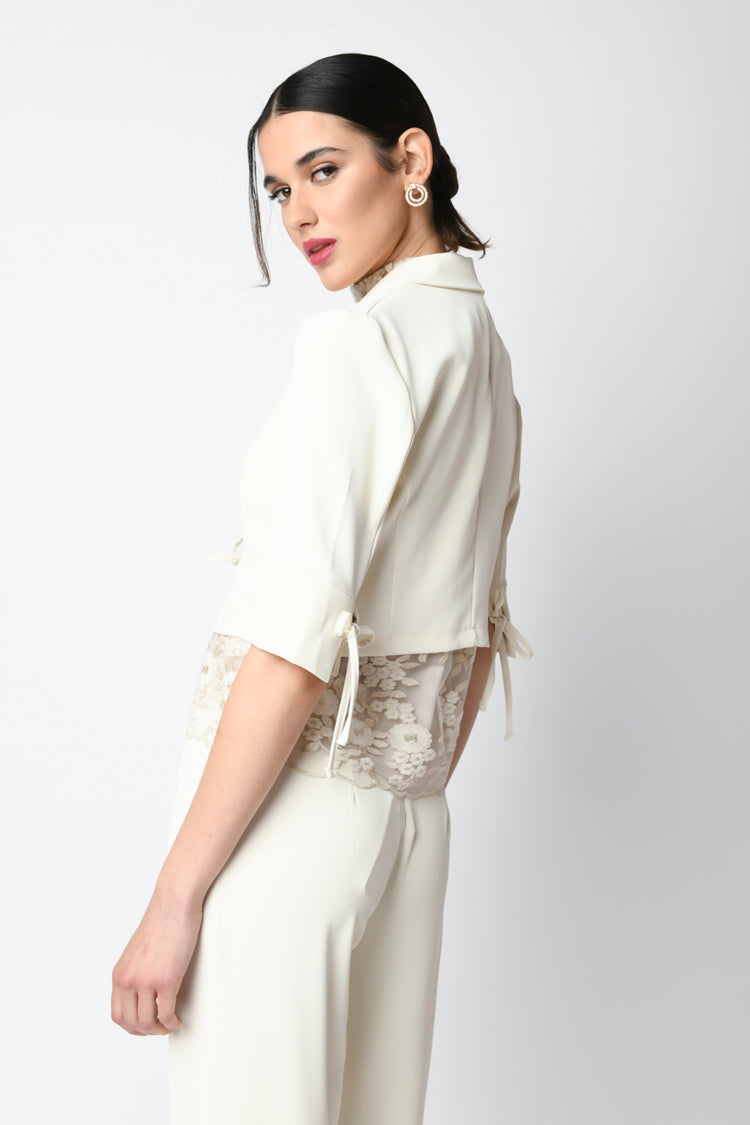 Blazer crop con laccetti
