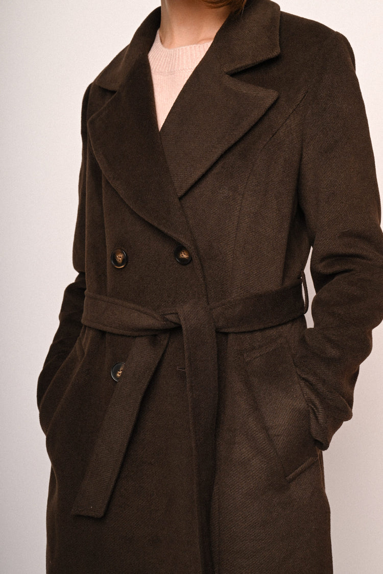 Cappotto lungo doppiopetto con cintura