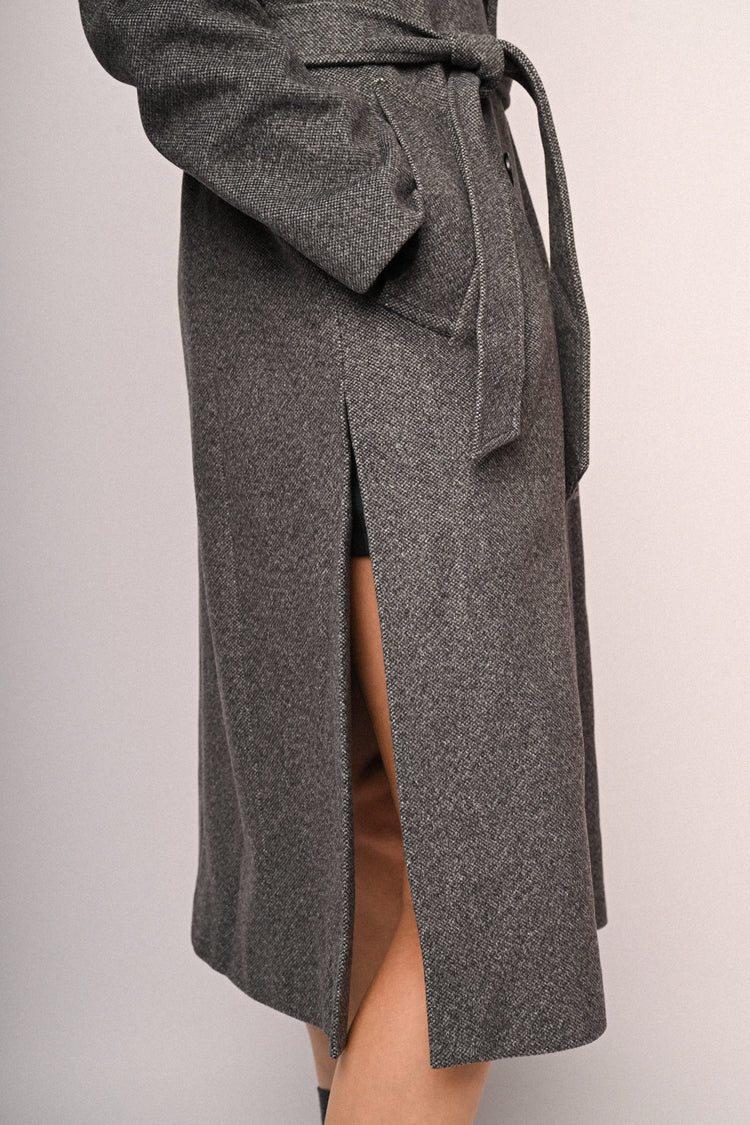 Cappotto lungo doppiopetto con cintura