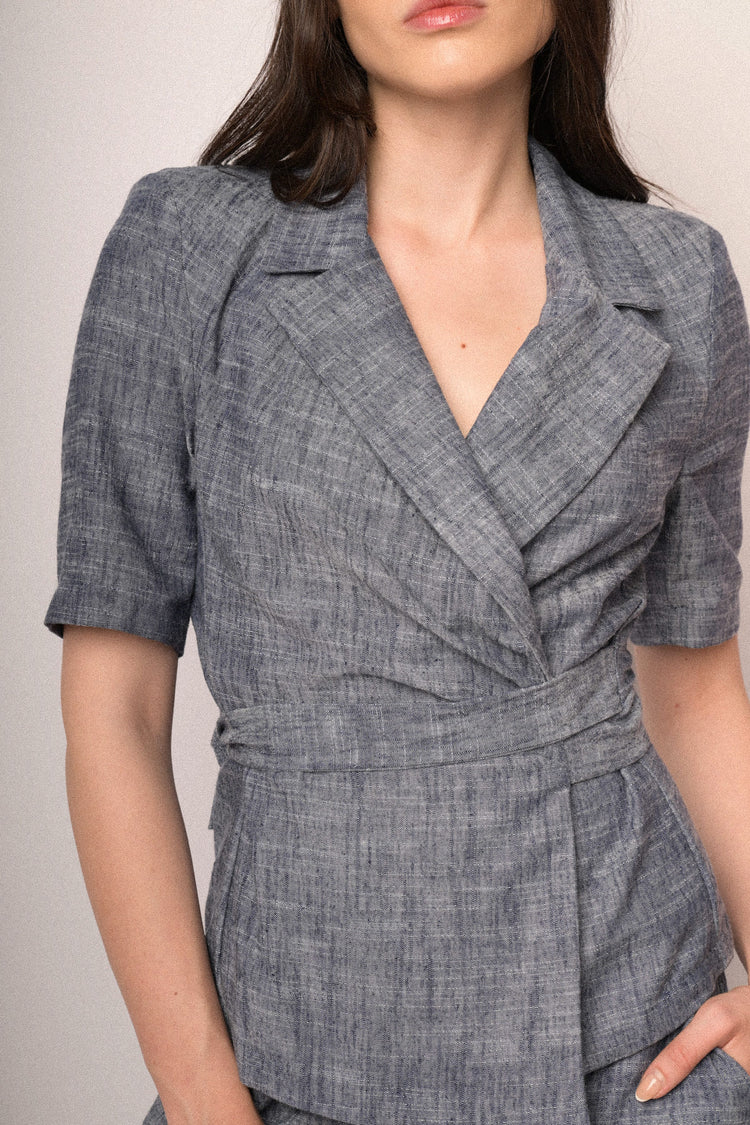 Blazer a mezze maniche con cintura blu mélange