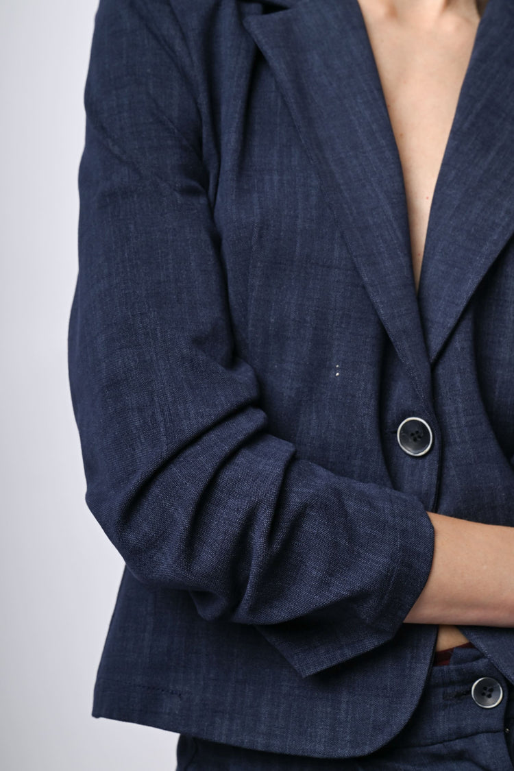 Blazer monopetto con maniche arricciate