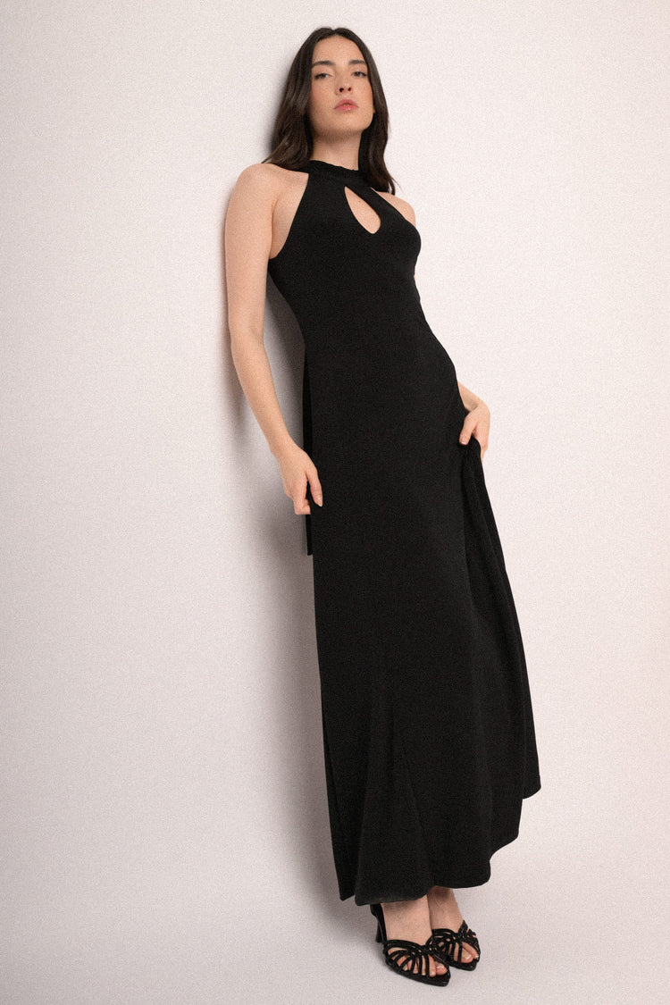 Abito lungo halter nero con cut-out