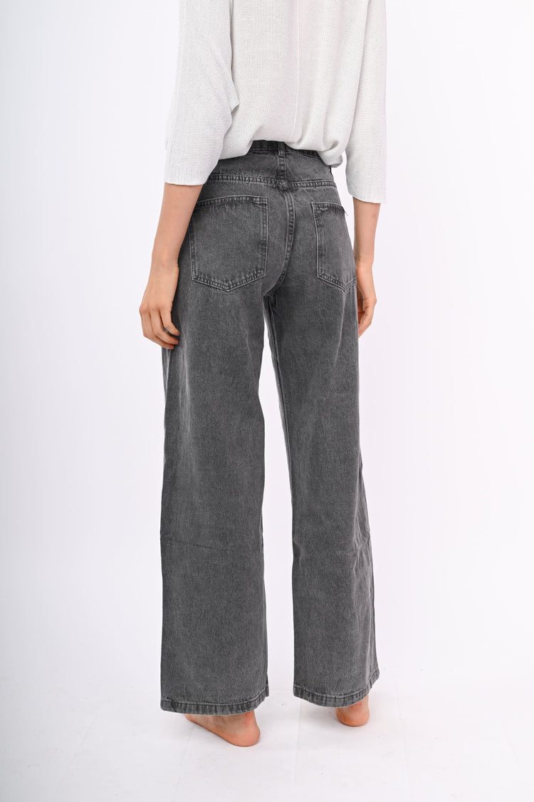 Jeans a gamba ampia