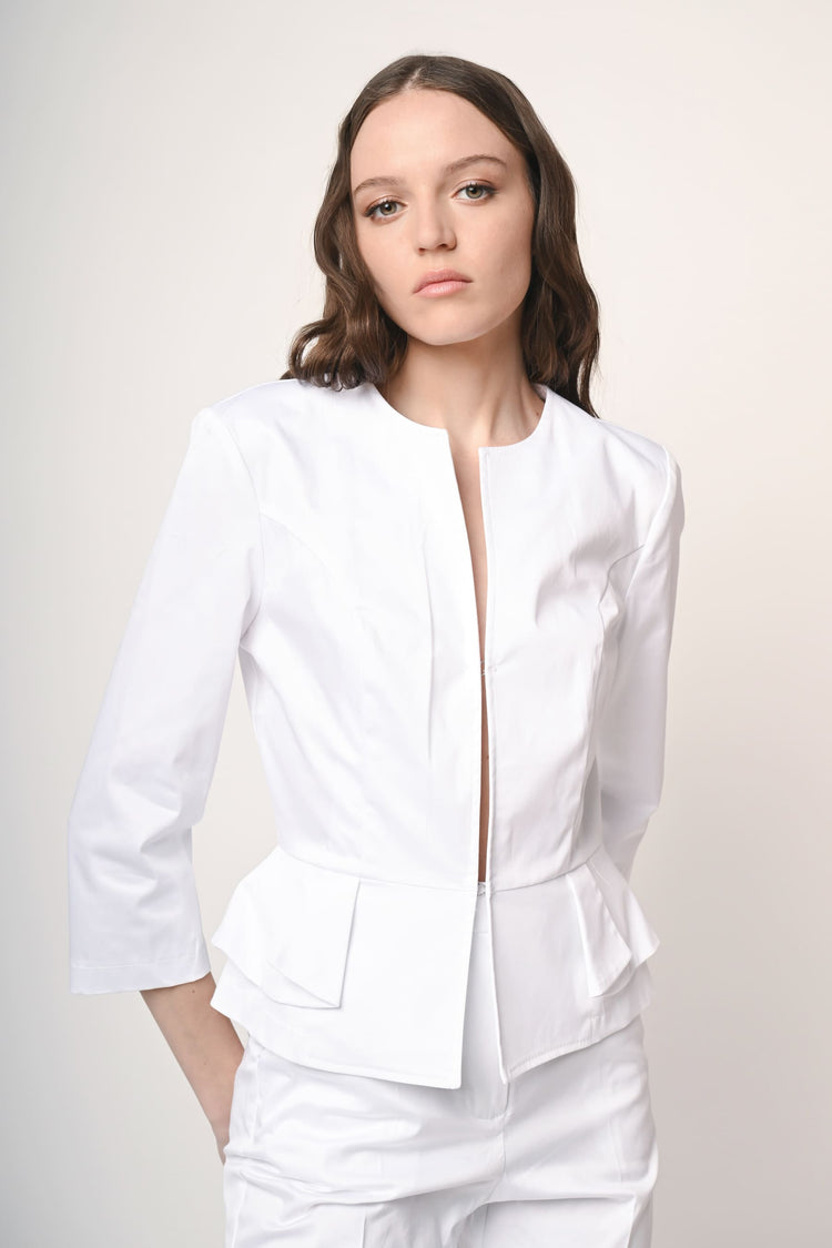 Blazer con gancetti e volants