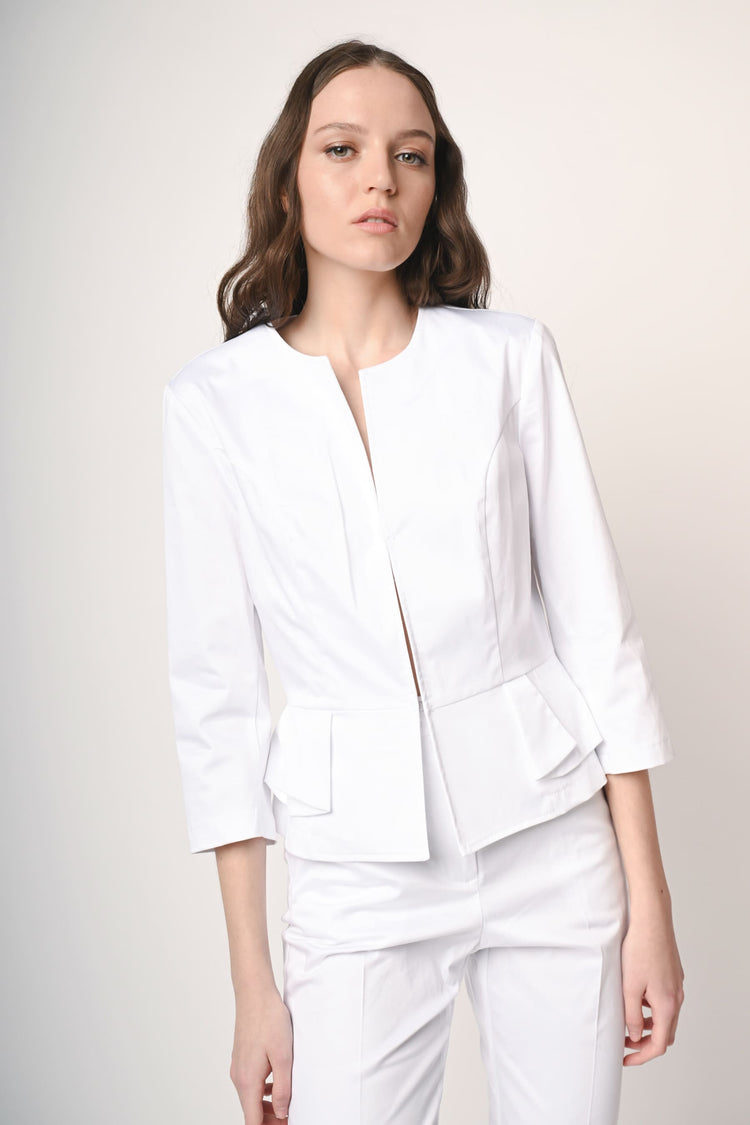 Blazer con gancetti e volants