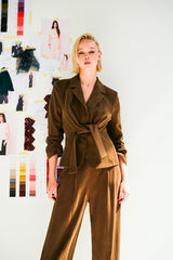 Blazer in viscosa cammello con lacci da annodare