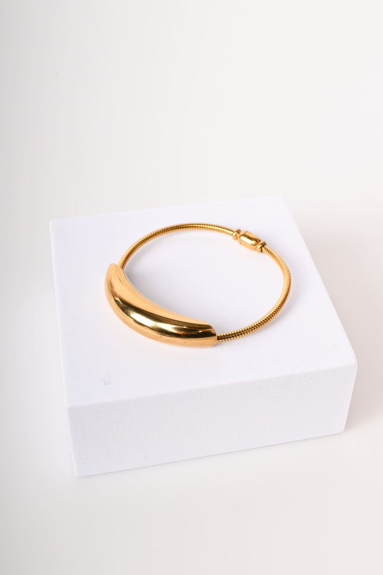 Bracciale rigido in maglia metallica