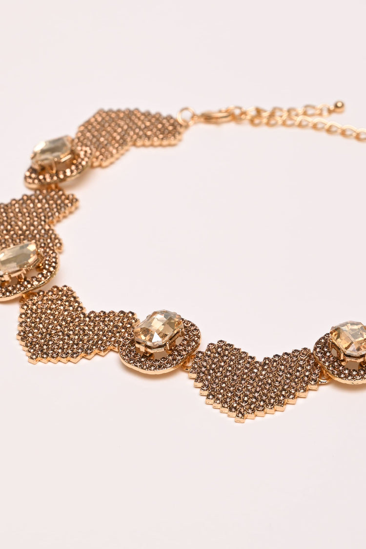 Collana con cuori, strass e cristalli