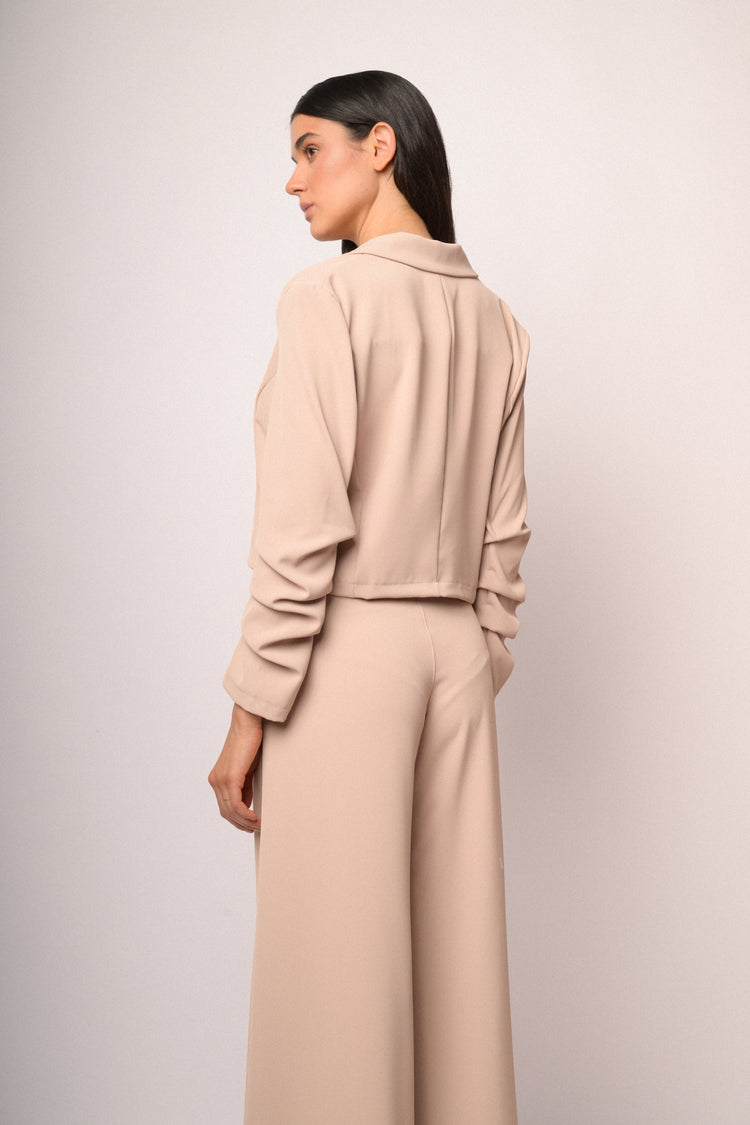 Blazer crop rosa cipria con laccetti lamé