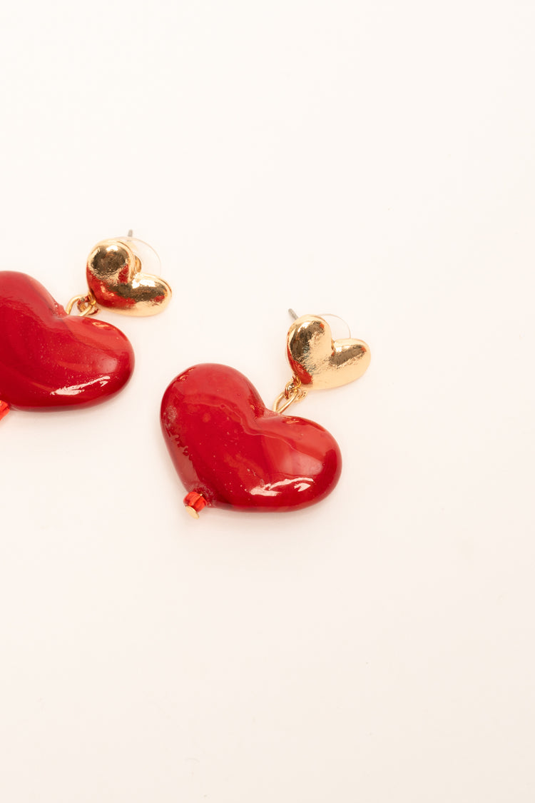 Orecchini con cuore rosso