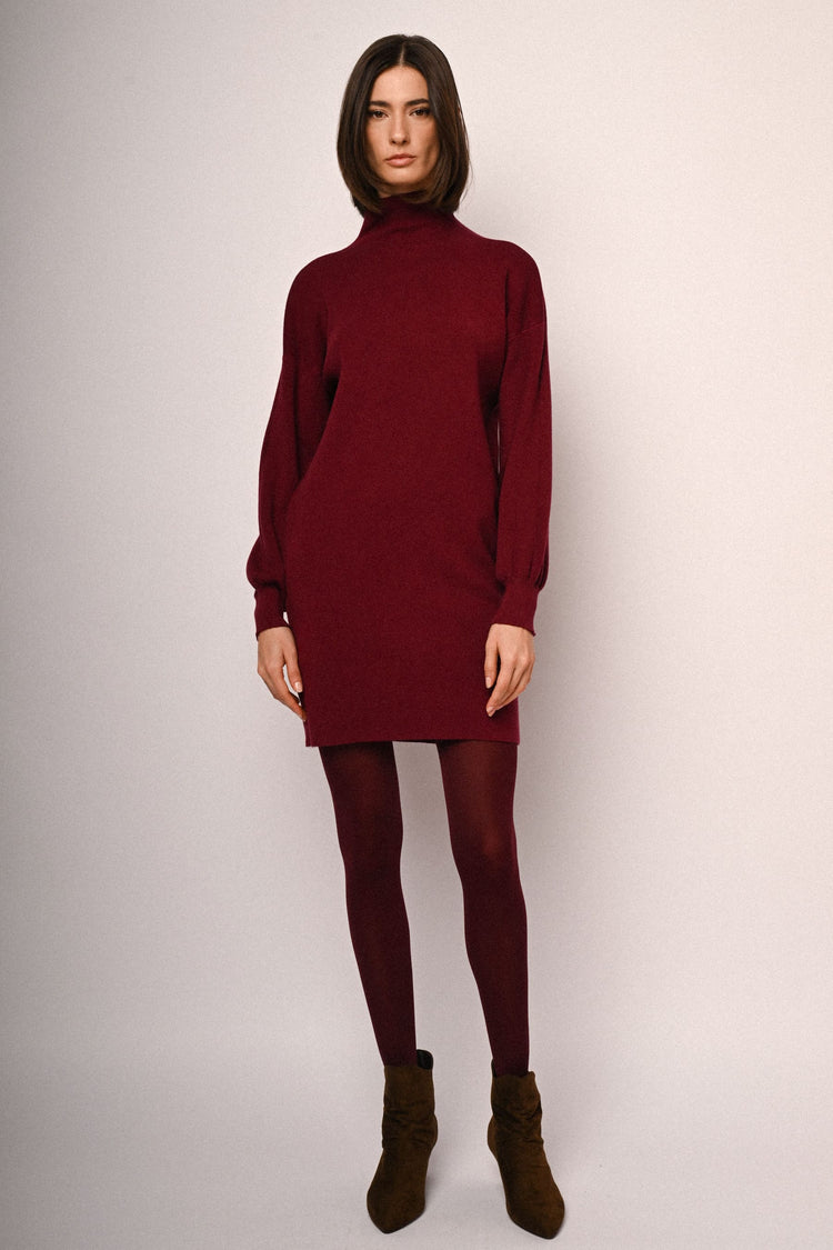 Mini abito in maglia con maniche lunghe