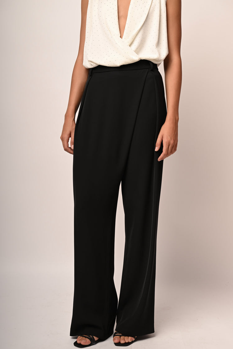Pantaloni morbidi con piega