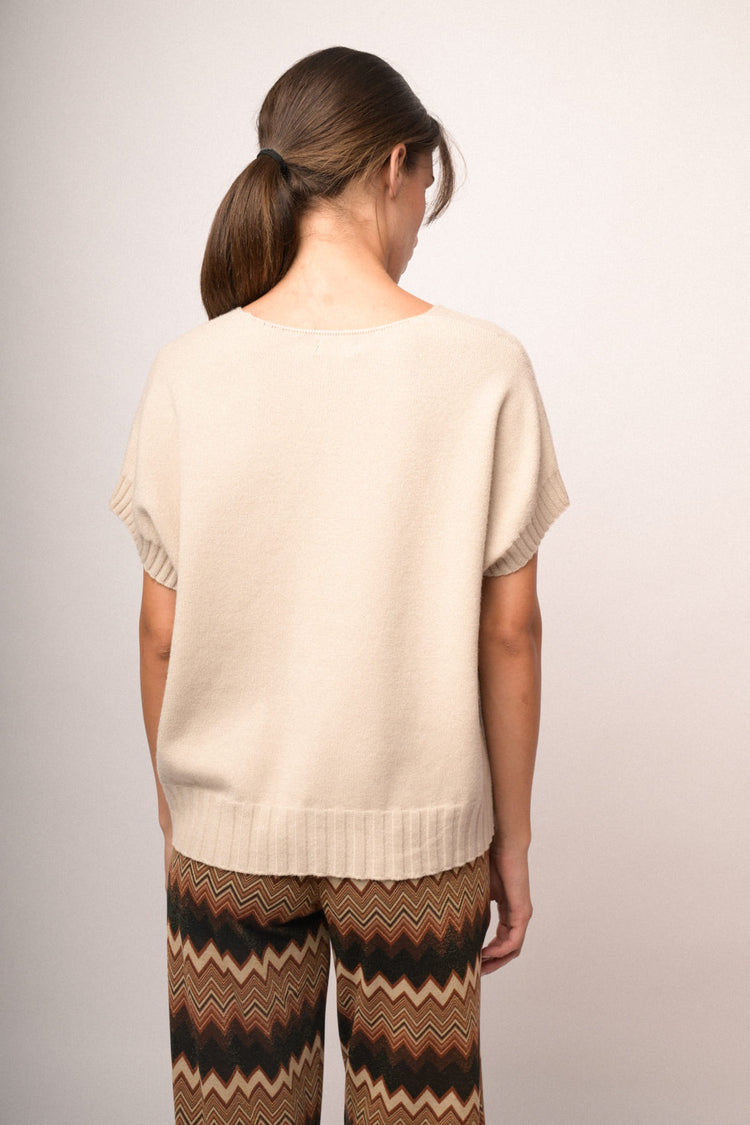 Pull a mezze maniche con scollo a V beige