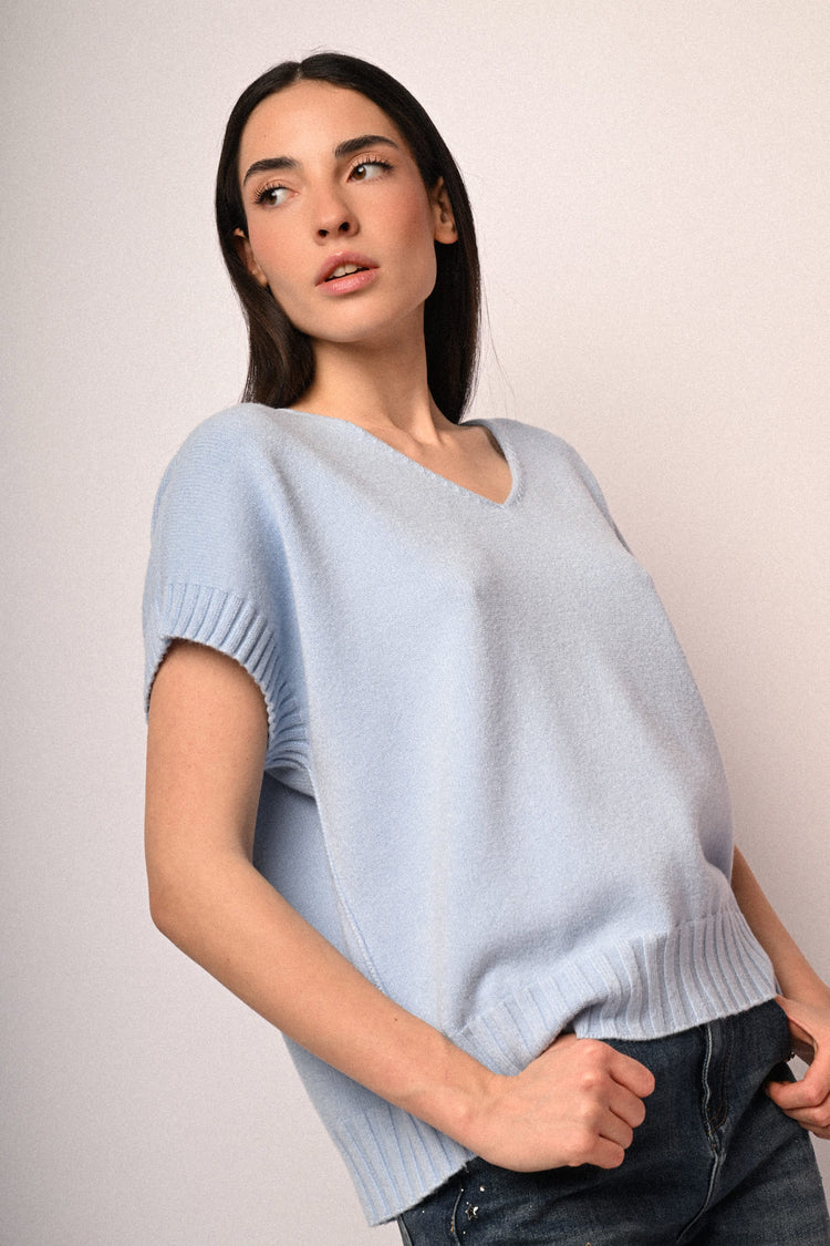 Pull con scollo a V e mezze maniche