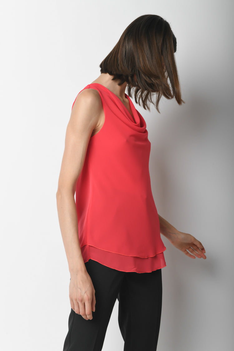 Top con scollo drappeggiato