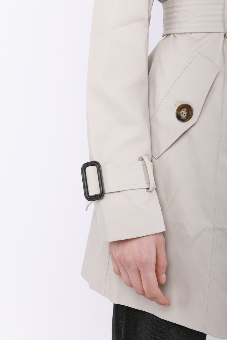 Trench doppiopetto con cappuccio