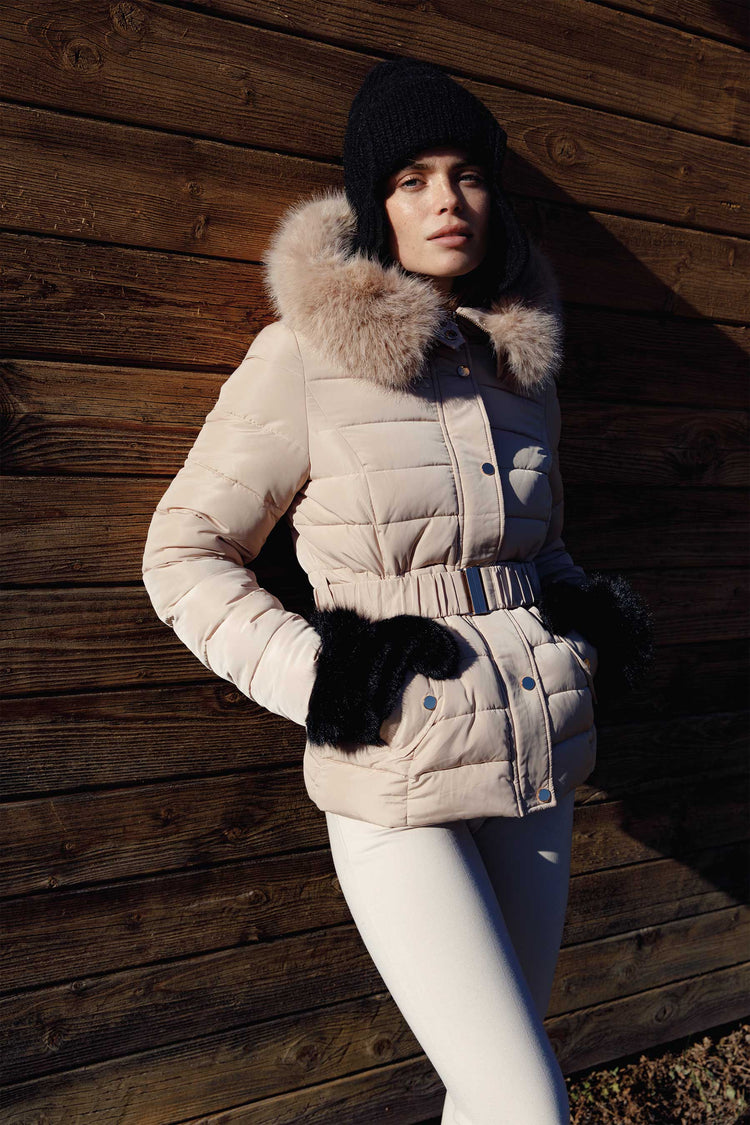 Piumino corto con cappuccio bordato in faux fur