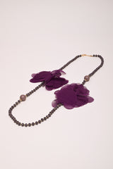 Collana con perline e fiori 3D