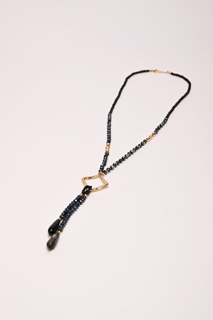 Collana lunga con perline