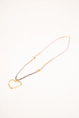 Collana con perline multicolor e pendente a cuore