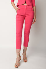 Pantaloni slim-fit con spacchetti