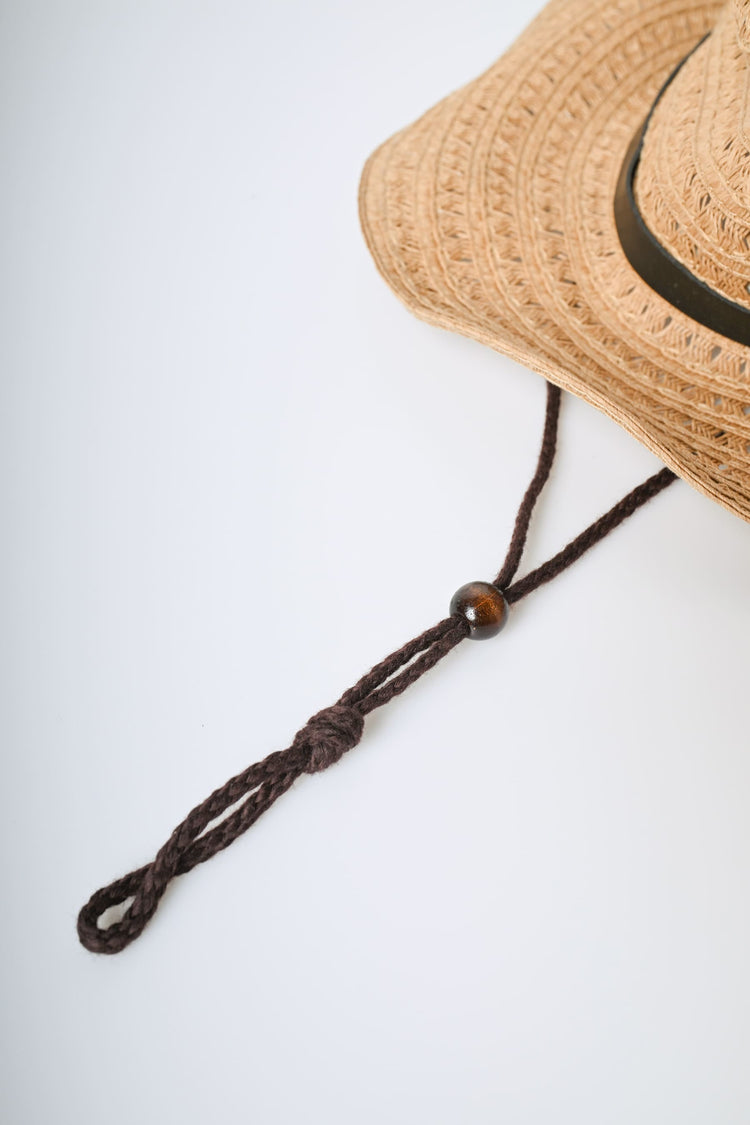 Cappello in paglia con cinturino