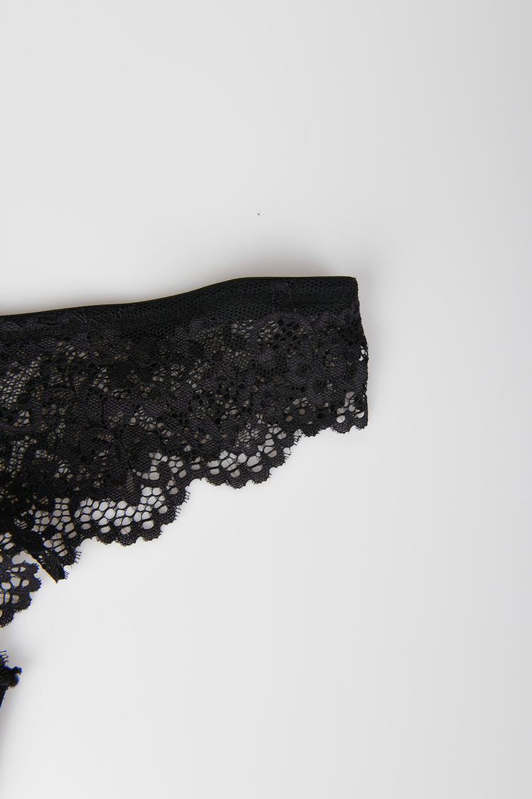 Tanga in pizzo