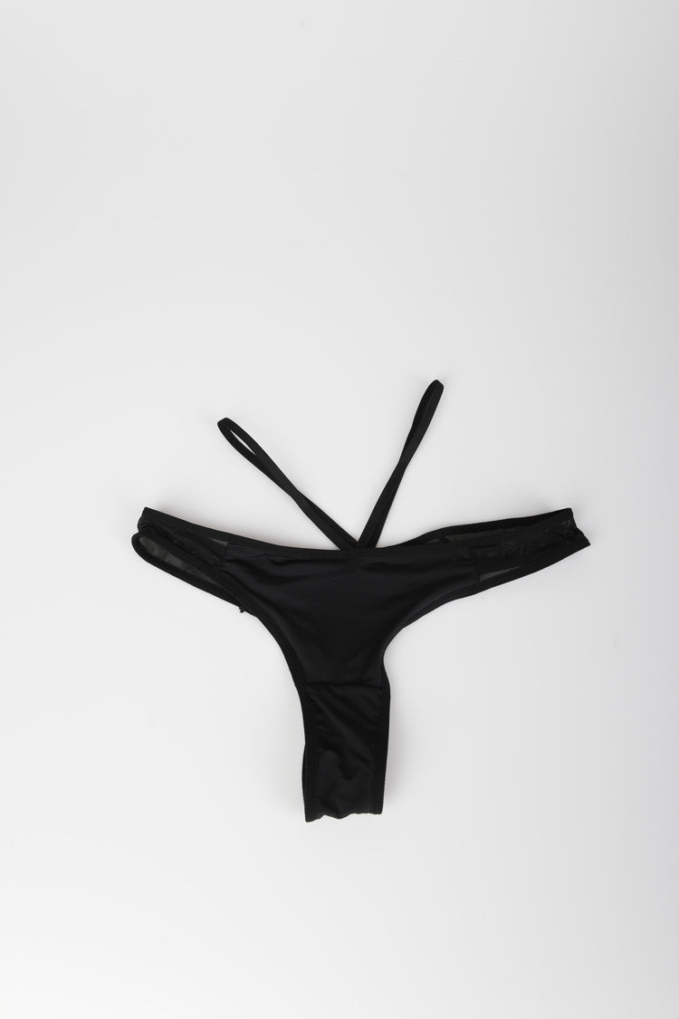 Tanga con doppi cinturini