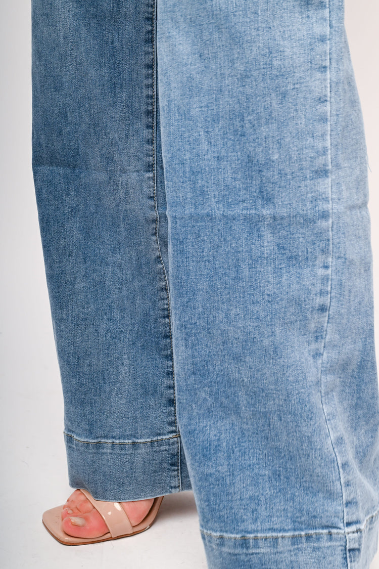Jeans a gamba ampia