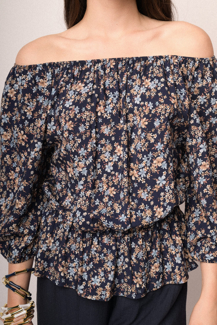 Blusa a spalle scoperte in viscosa a stampa floreale blu