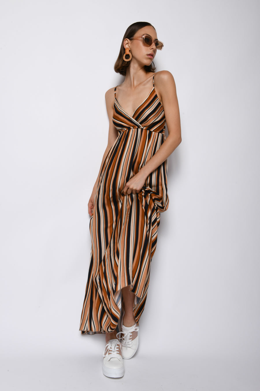 DEV23606FAMO-22_1_1_eb4c57d3-0d0b-4e82-b754-11fc054b5eaf