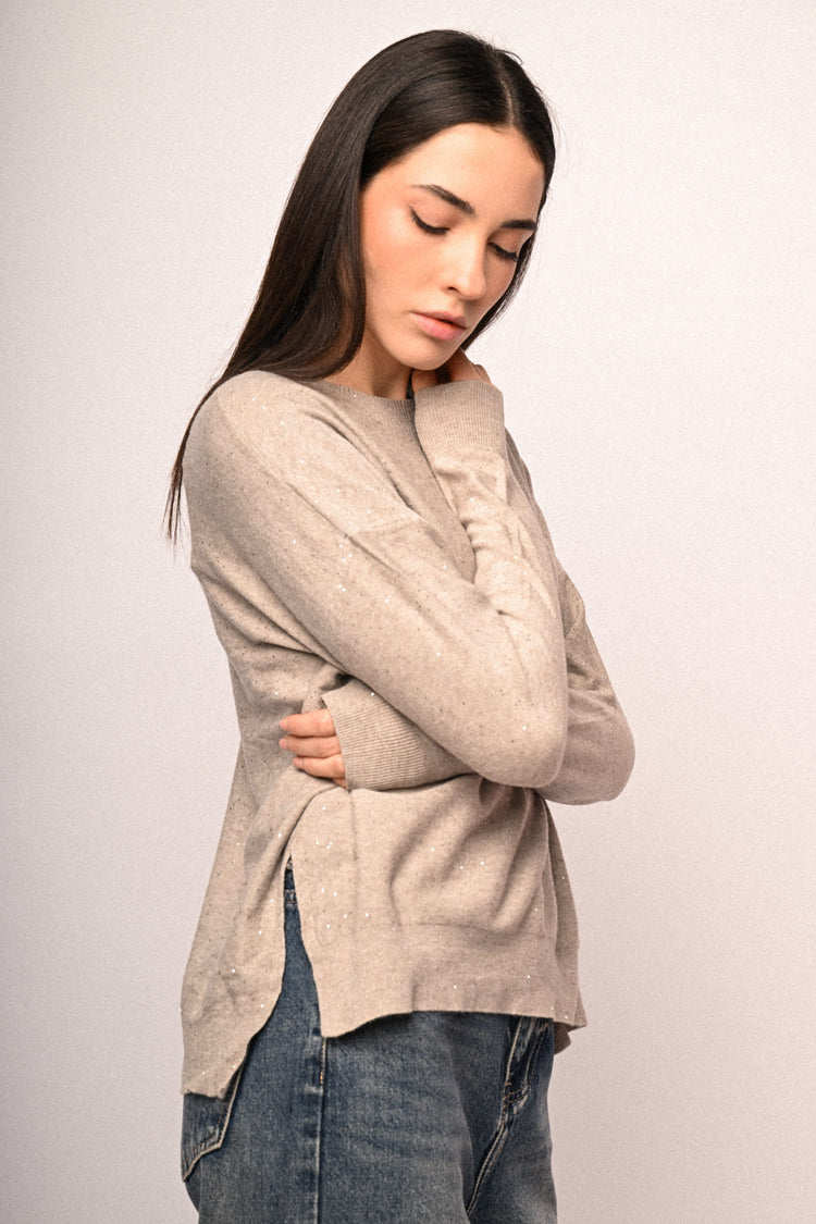 Pull basic con mini paillettes all-over