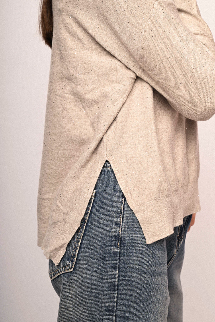 Pull basic con mini paillettes all-over