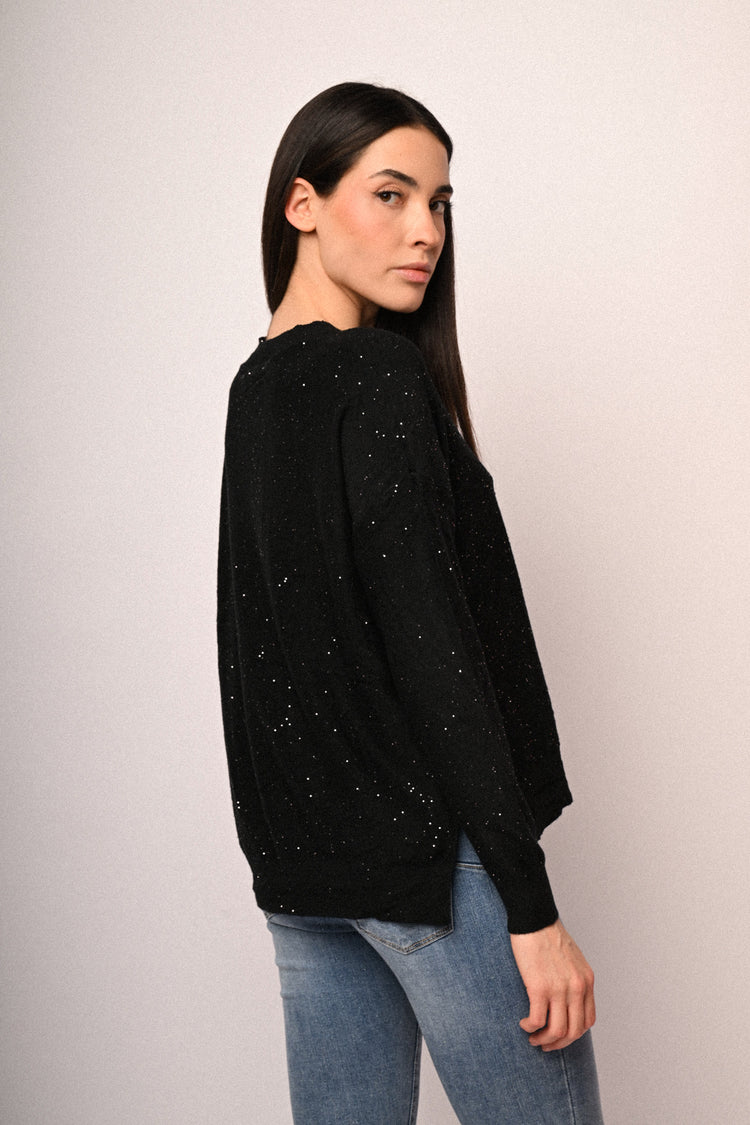 Pull basic con mini paillettes all-over