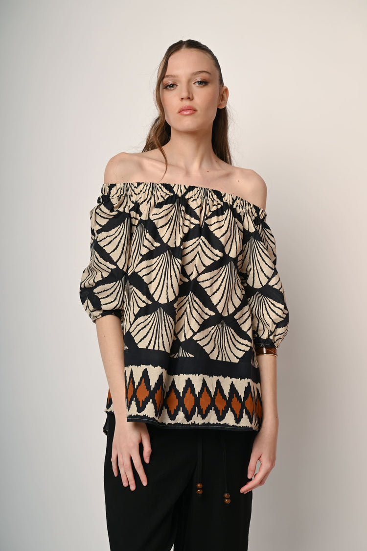 Blusa a stampa etnica