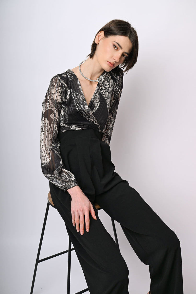 Tuta bi-materiale con stampa paisley