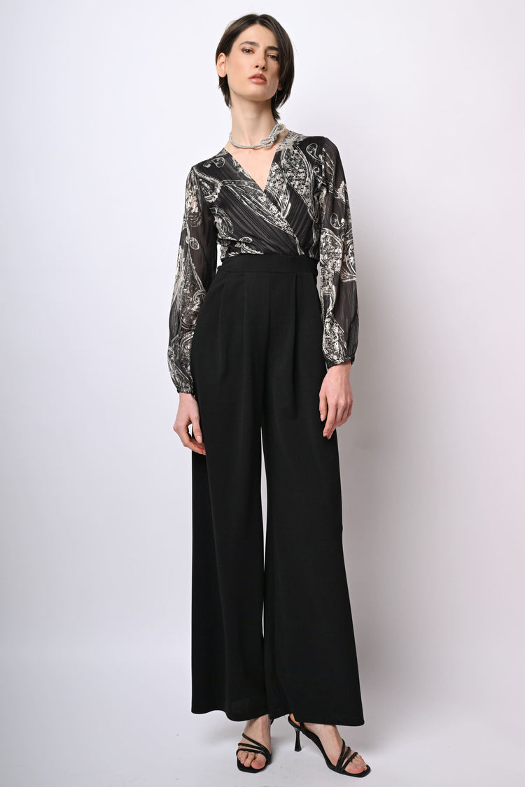 Tuta bi-materiale con stampa paisley