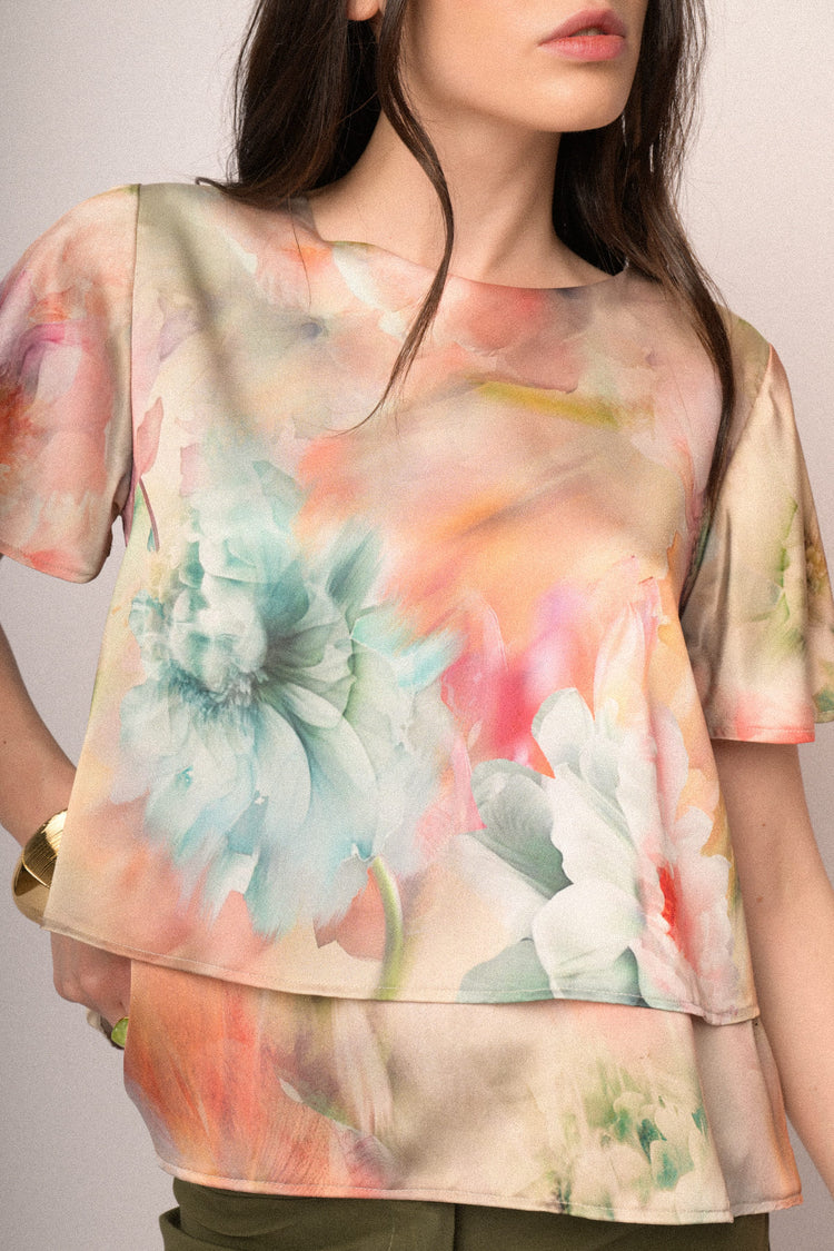 T-shirt doppiata in raso a stampa floreale multicolor