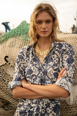 Camicia crop a stampa etnica