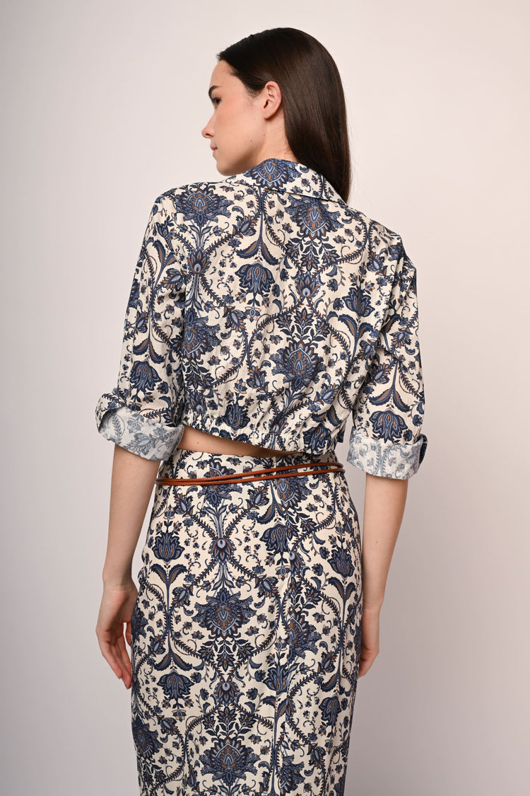 Camicia crop a stampa etnica