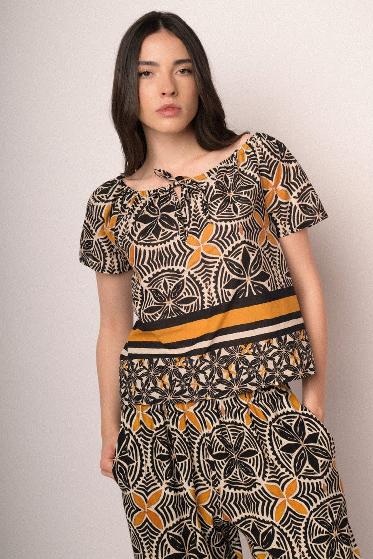 Blusa in cotone a stampa etnica multicolor
