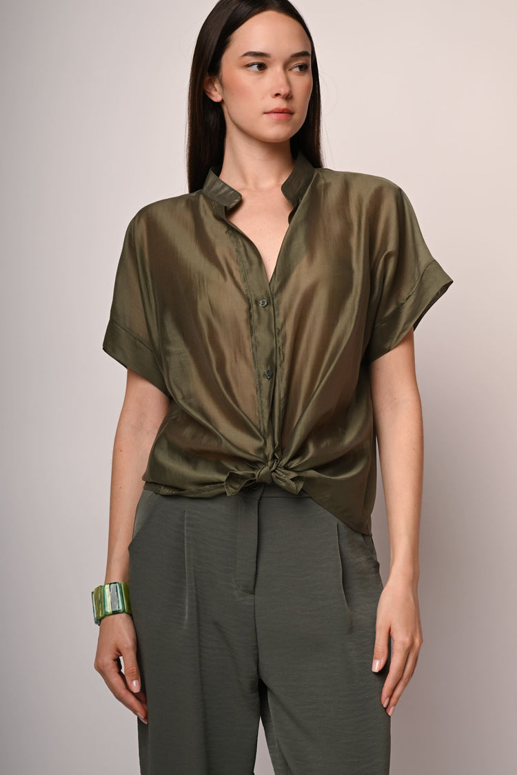 Camicia in mussola con nodo
