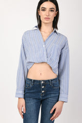 Camicia cropped riga con tascone