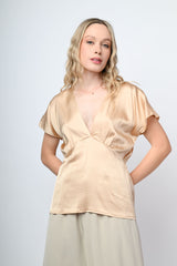 Blusa in raso con scollo a V