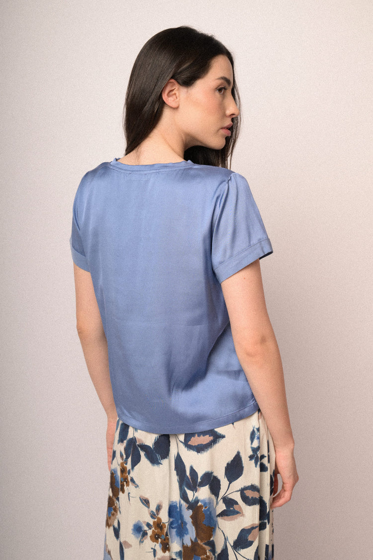 T-shirt in raso di viscosa azzurro