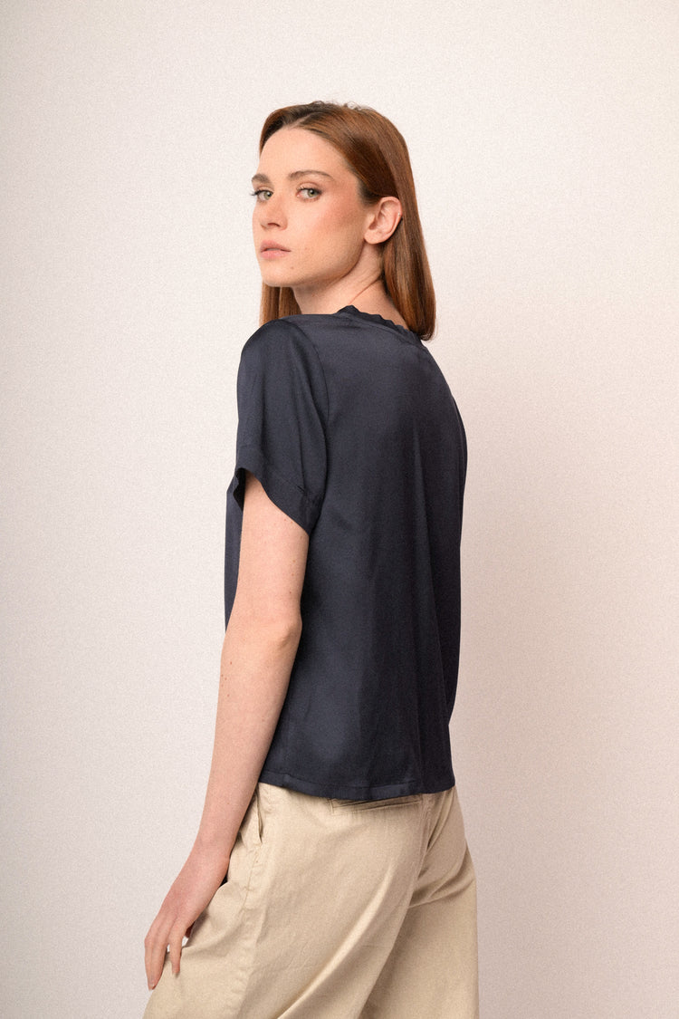 T-shirt in raso di viscosa blu