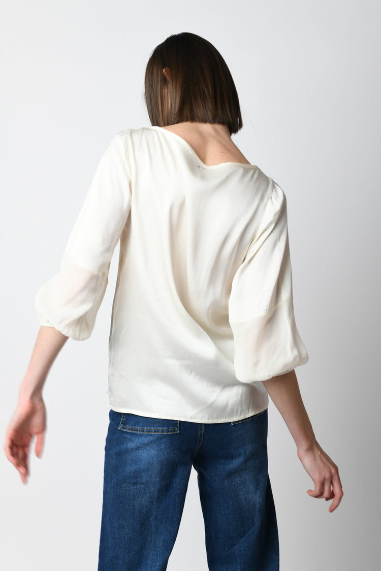 Blusa in raso e crêpe