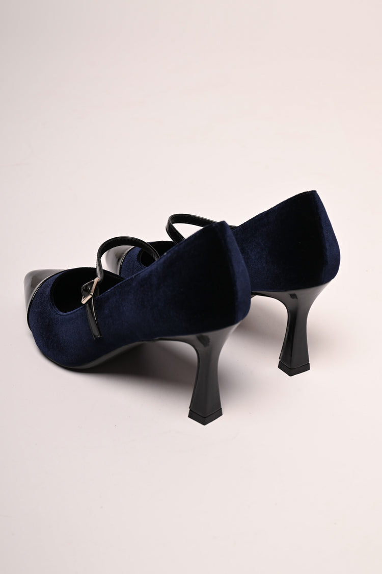 Décolleté in velluto e vernice blu notte