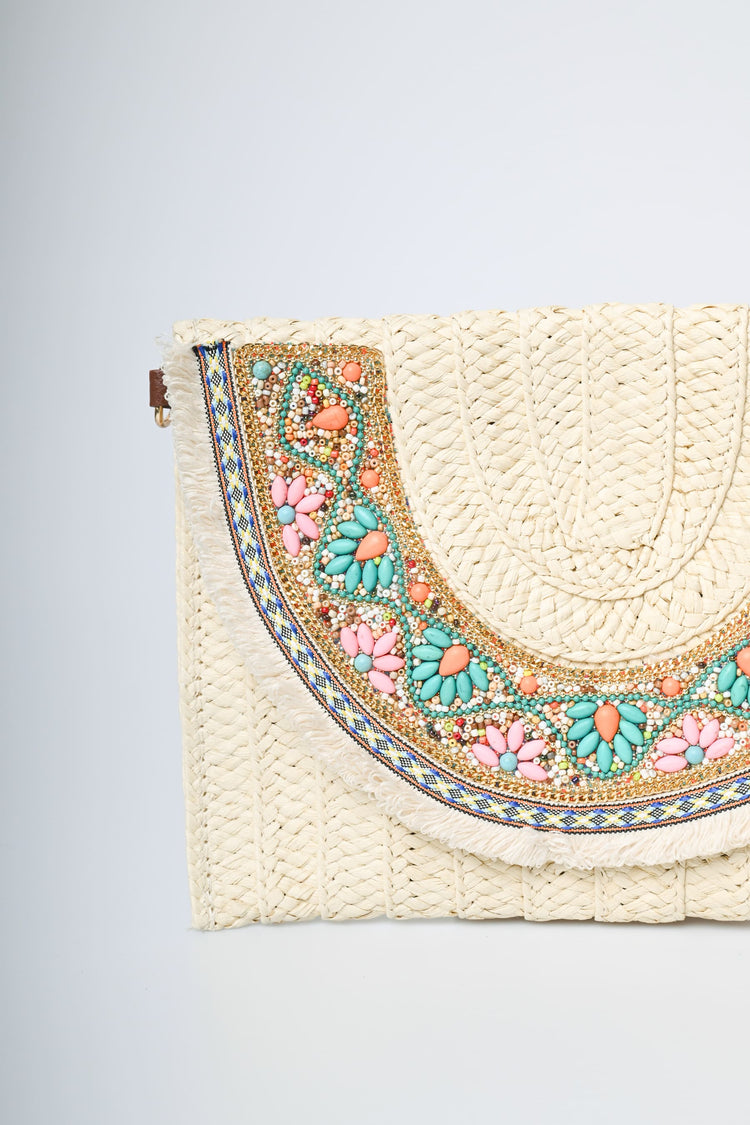 Pochette in paglia con decorazione