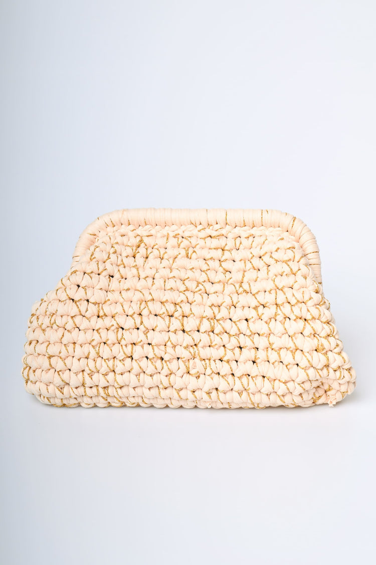Pochette intrecciata con fili lamé